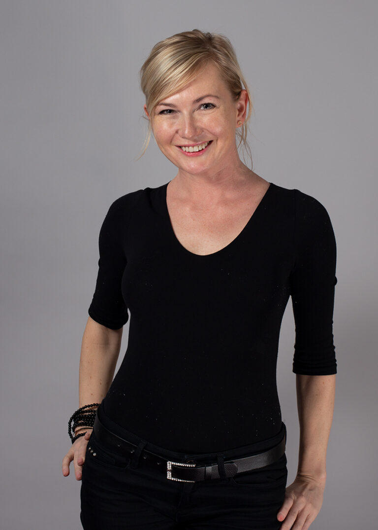 ABOUT FASHION LINGERIE (Paris)